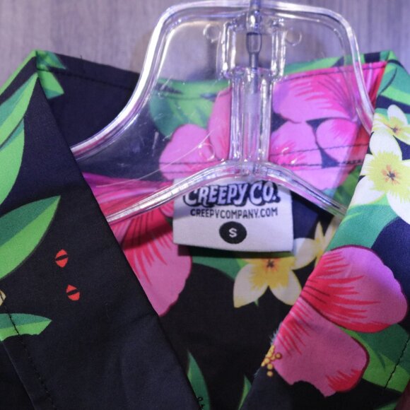 Creepy Co Horror Movie Critters Hawaiin Shirt - Picture 3 of 7